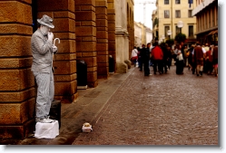 living_statue_padova_02 * Living Statue @ Padova, Italy
