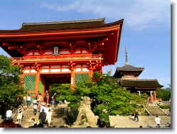 kiyomizu-dera-1 * Kiyomizu dera Temple at Kyoto