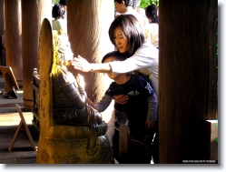 kiyomizu-dera-pray * One of the dieties at the Kiyomizu Tera.