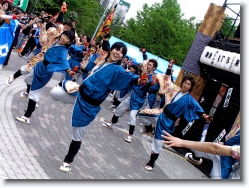 yosakoi-soran-7 * Yosakoi Soran: Yosakoi is dynamic dancing and Soran song is rhythmical. was celebrated for the first time in 1991, on the idea of a student.