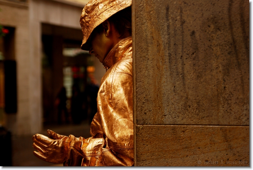 living statue at padova, italy