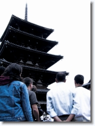 horyuji-3 * Horyuji, Japan's 1st World Cultural Heritage * 766 x 1024 * (165KB)