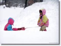 kids-snow-sliding-7 * OLYMPUS DIGITAL CAMERA         