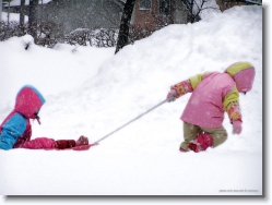 kids-snow-sliding-8 * i will take you up * 1024 x 766 * (253KB)
